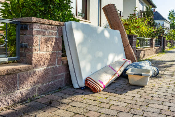 Best Retail Junk Removal  in Warren, MN